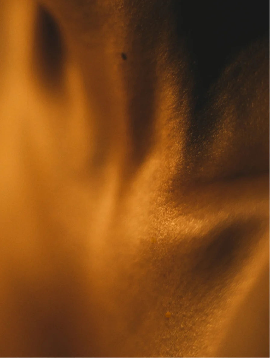 Siero corpo Silk Skin, spezie e sandalo