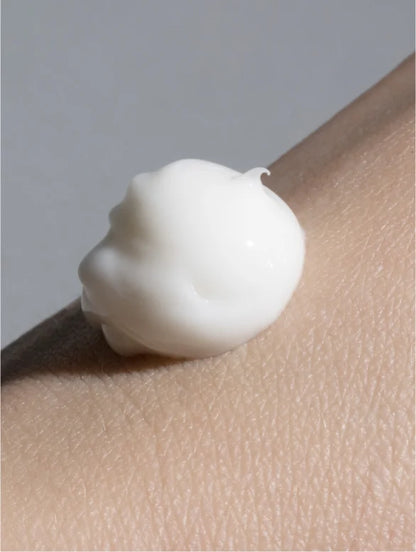 Crema per le mani Silk Skin, Ambra legnosa e cuoio