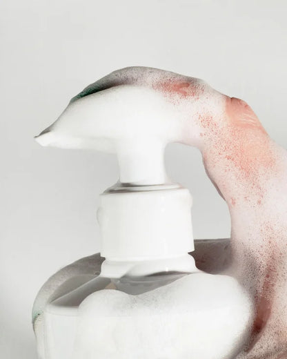 Detergente viso e corpo per pelli sensibili